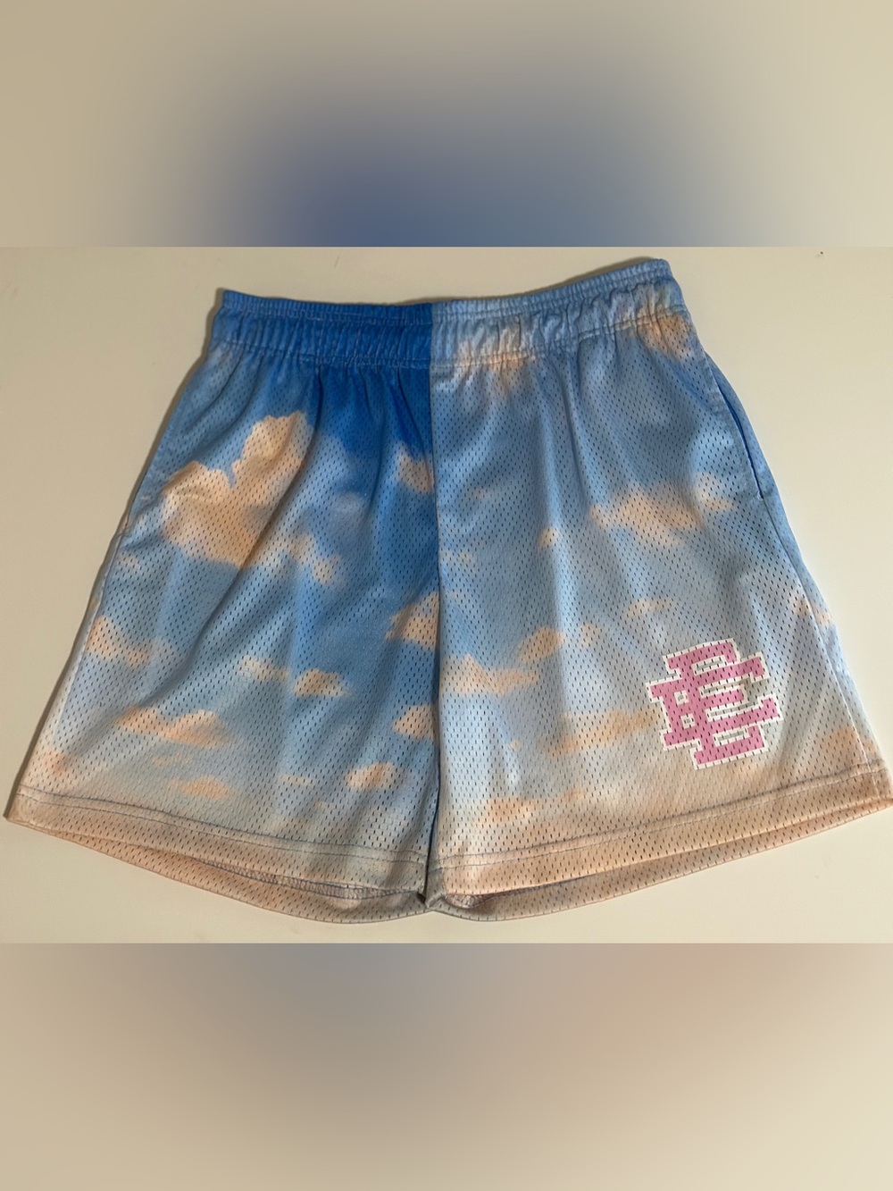 Eric Emanuel Short - Morning Clouds - Size L